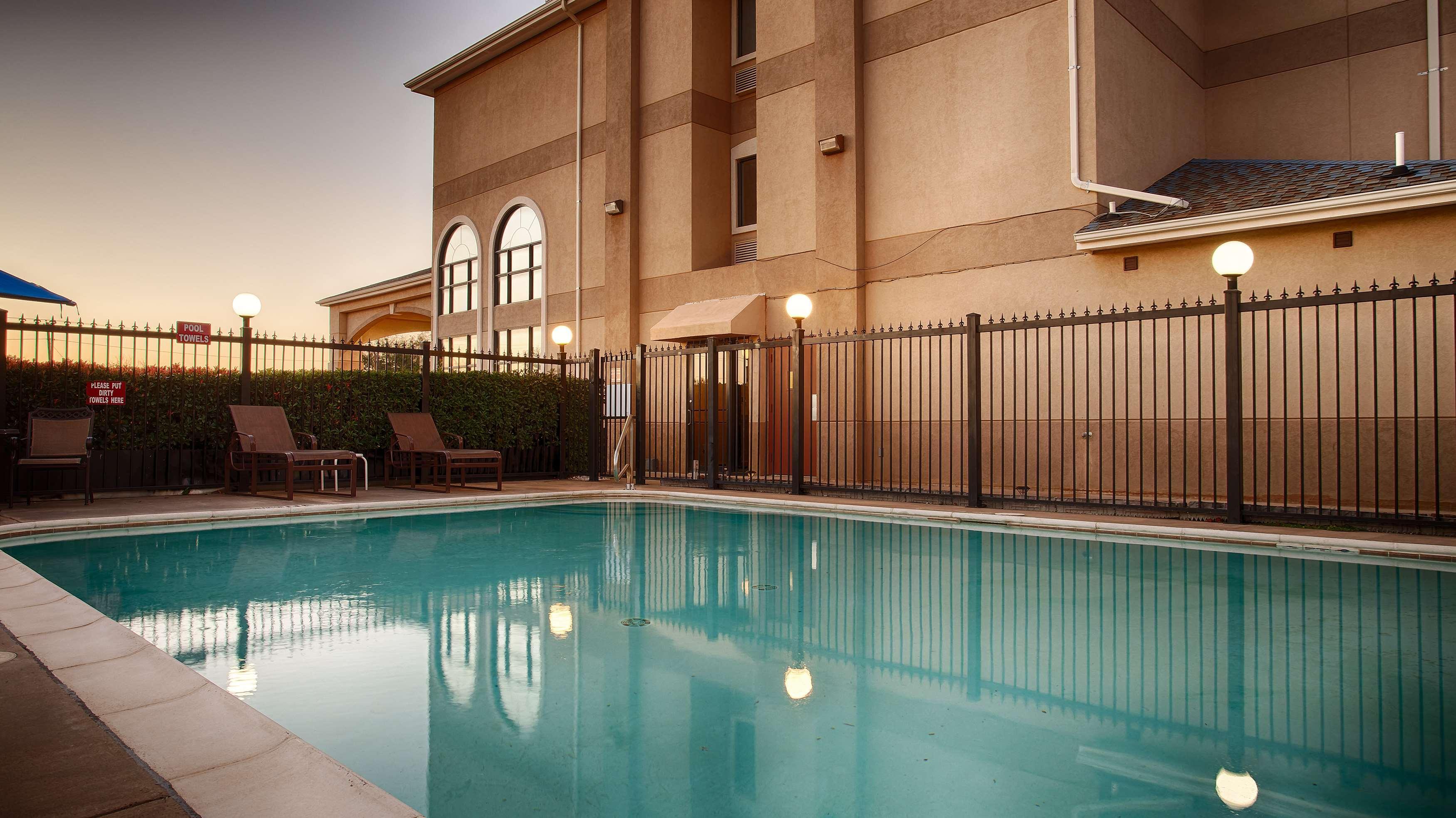 Best Western Plus Graham Inn Экстерьер фото