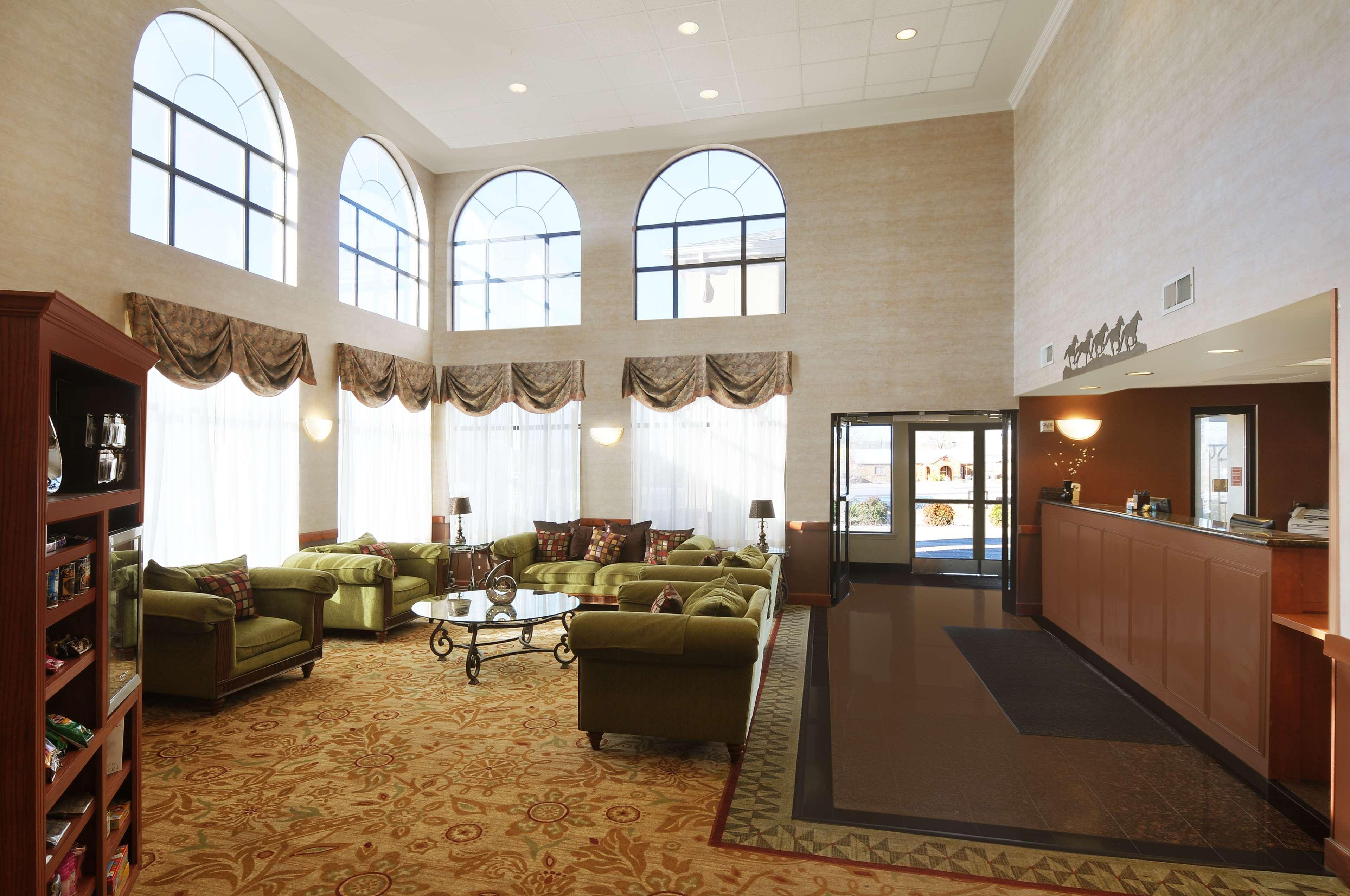 Best Western Plus Graham Inn Интерьер фото