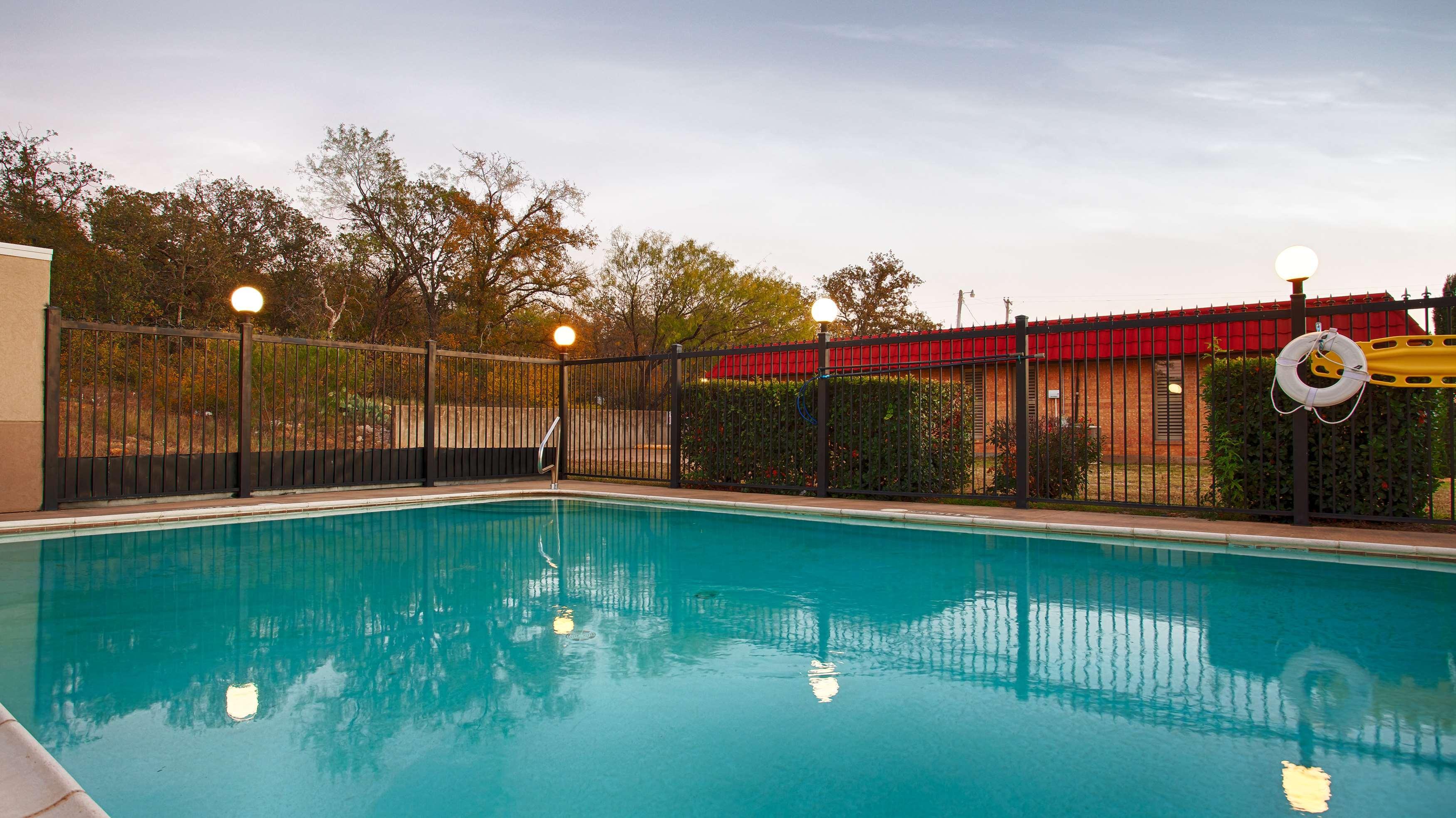 Best Western Plus Graham Inn Экстерьер фото